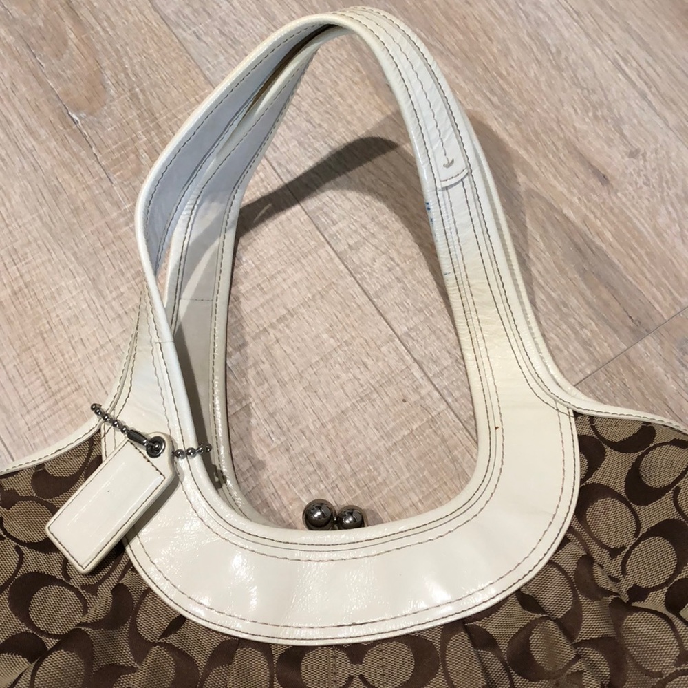 Coach Purse - Picture 6 of 7